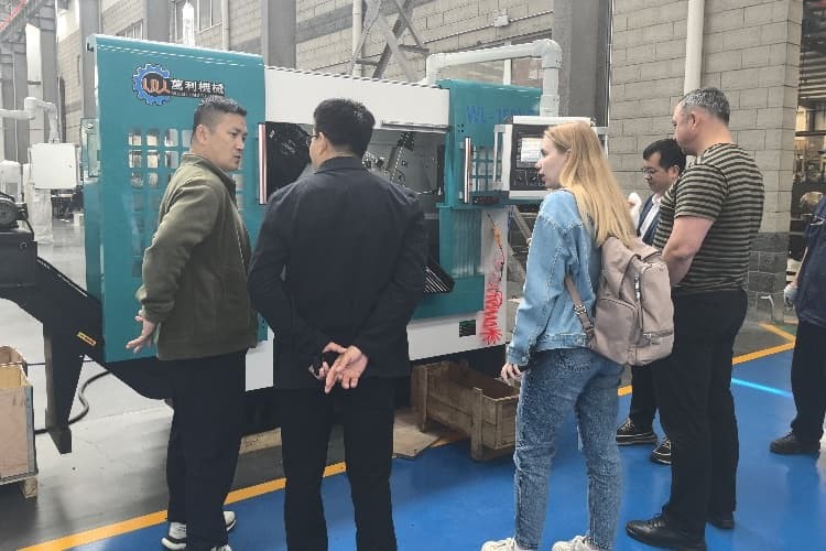 熱烈歡迎挪威客戶來我司參觀考察